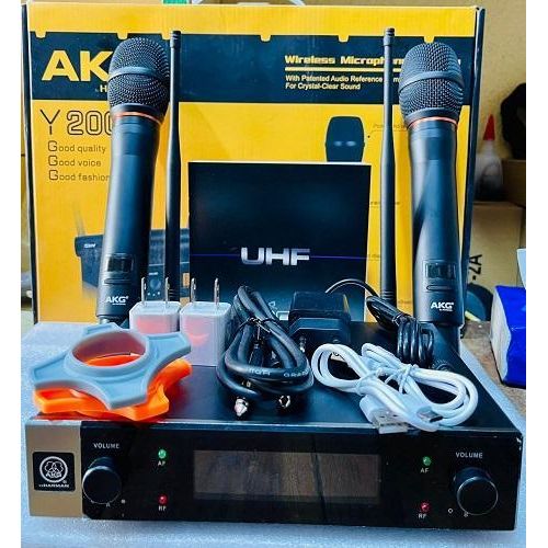 akg